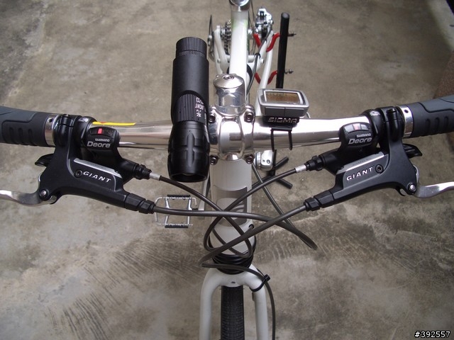 [分享]女王的美型新車GIANT ADVENTURE Enlight 3