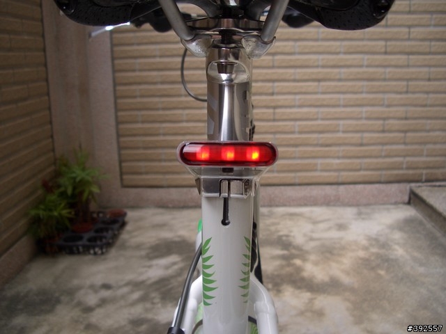 [分享]女王的美型新車GIANT ADVENTURE Enlight 3