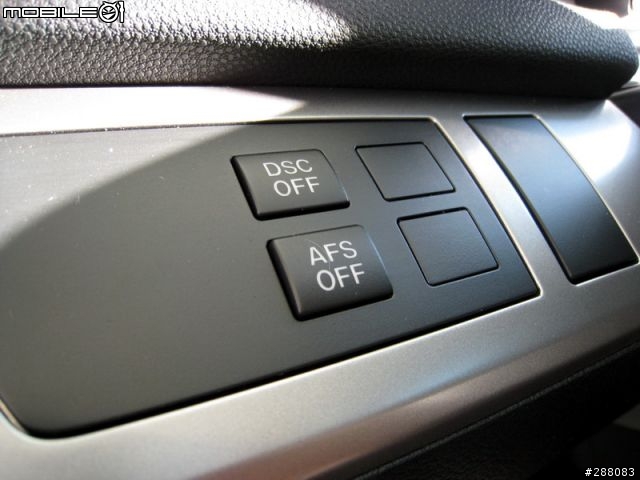 [2/8更新] [新增照片在57樓!]2010年式 MAZDA 3 5Dr/4Dr實車搶先看!!!