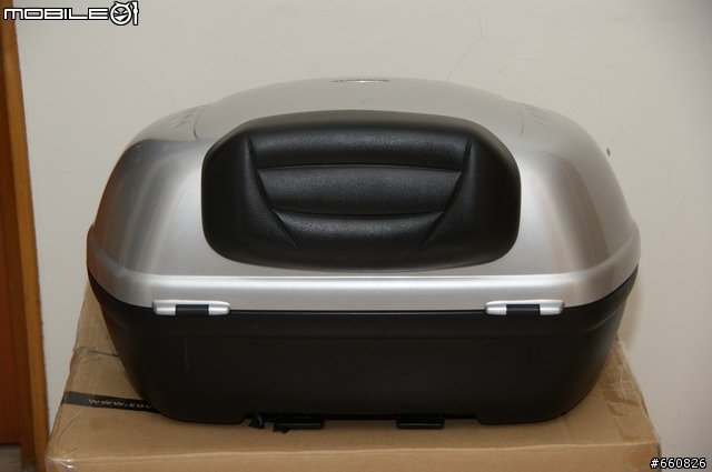 新增機車導航-[漢堡開箱]- COOCASE S-48L + GIVE E450 後行李箱