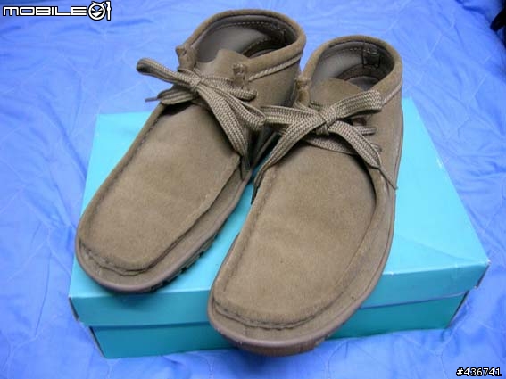 [分享] Clarks 麂皮袋鼠鞋