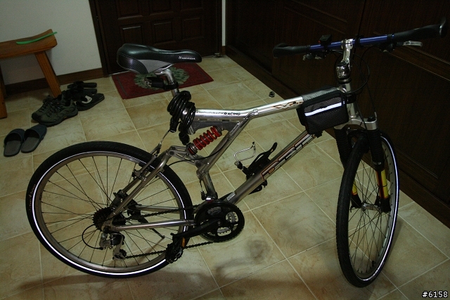 我的車架好像裂了！