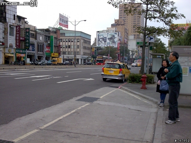 台北羅斯福路公館站..........(附圖)