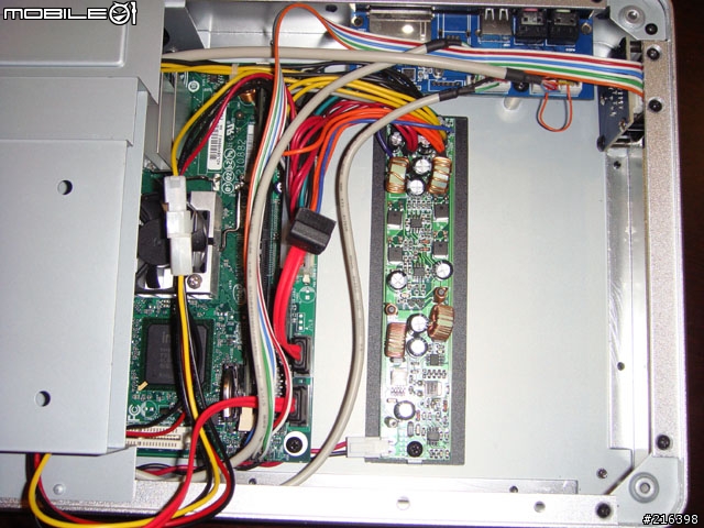 Intel D945GCLF2 (ATOM 330 1.6G 雙核心)  跑Windows 7