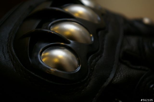 [超便宜]貓牌鈦手套