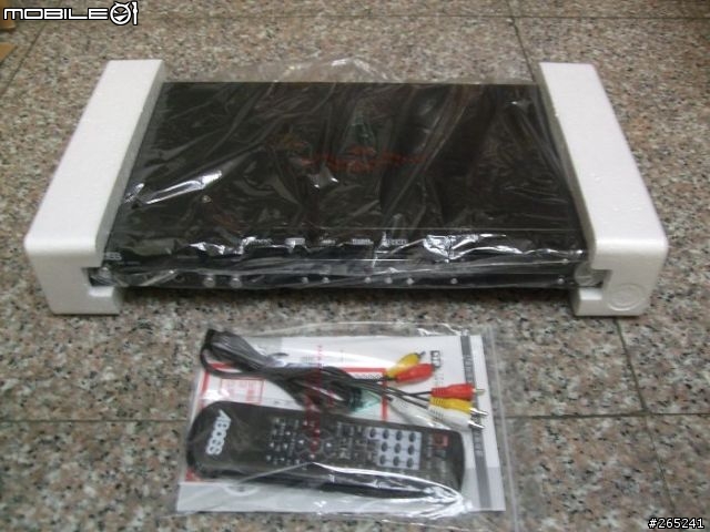 分享:ABOSS RMVB DVD影音播放器(AB-8800)  支援RM/RMVB讀取  簡單開箱文