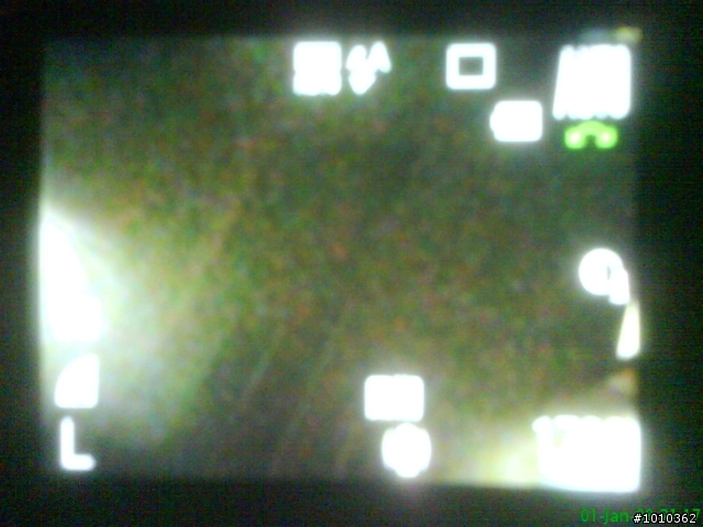 870is LCD 雜訊??