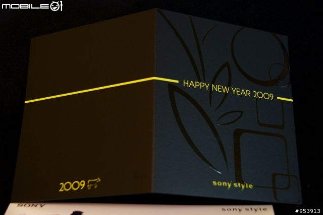 [分享]Sony 2009 VIP Only筆記本 ~ (圖 16 pcs 加說明)