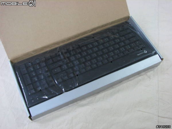 i-rocks KR-6820E 薄膜式發光電競鍵盤評測
