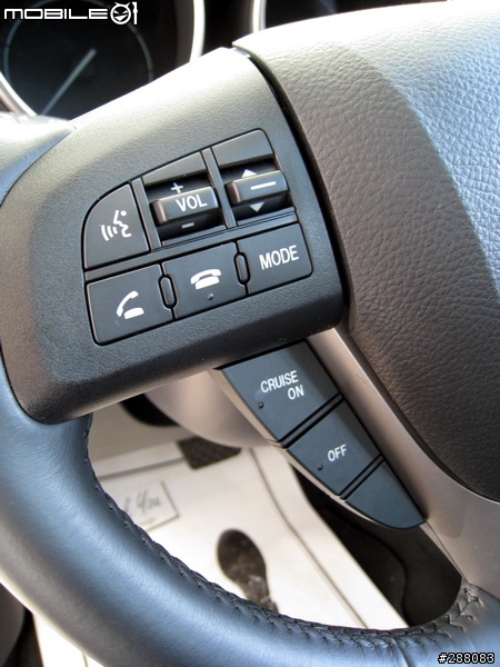 [2/8更新] [新增照片在57樓!]2010年式 MAZDA 3 5Dr/4Dr實車搶先看!!!