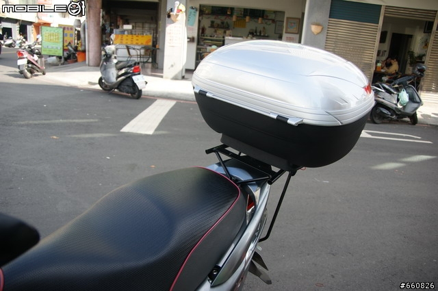 新增機車導航-[漢堡開箱]- COOCASE S-48L + GIVE E450 後行李箱