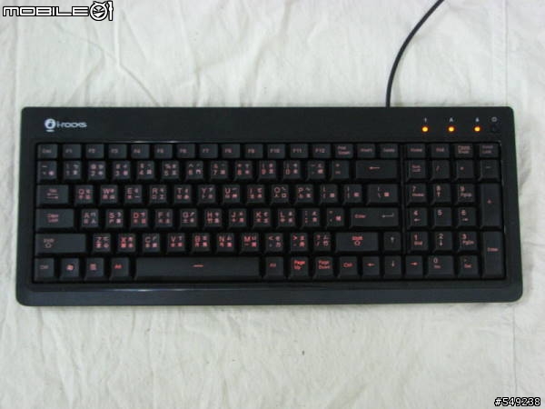 i-rocks KR-6820E 薄膜式發光電競鍵盤評測