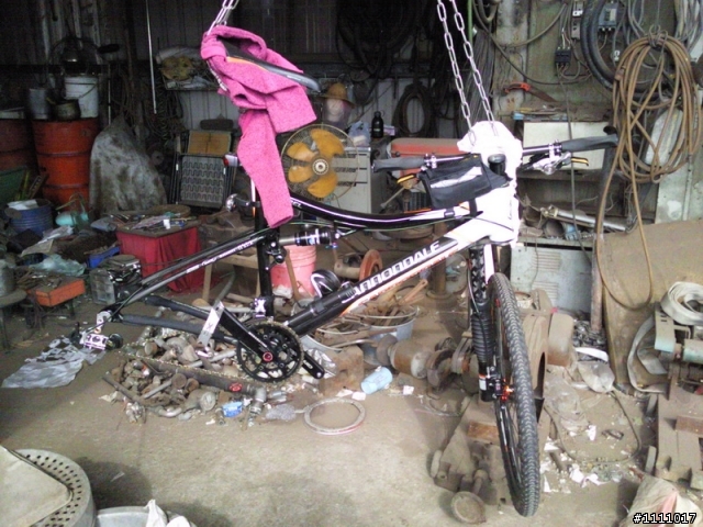 半年了..終於自己拆輪組保養了