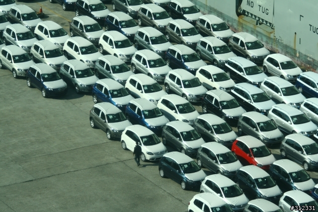 (SORRY!! 已上傳圖片)Passat CC  與Passat R36 與 TIGUAN已到港了