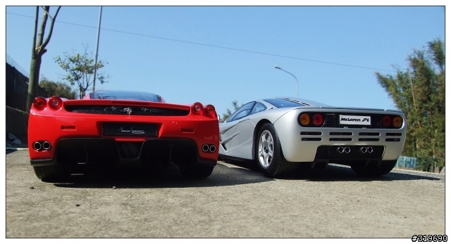 1:12 Ferrari ENZO & McLaren F1