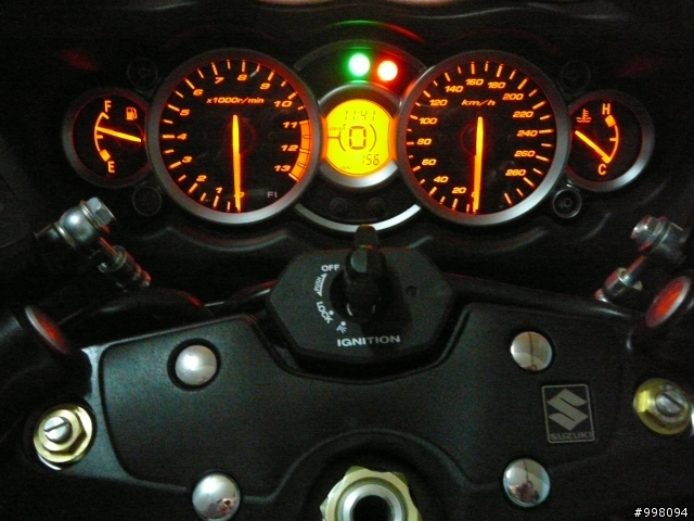 [開箱文] 08 GSX1300R隼