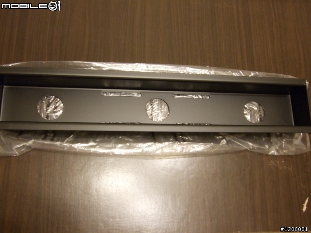 (開箱文)(補上新圖LG45FD合體)高貴不貴 不用破壞牆壁打洞 高品質電視架