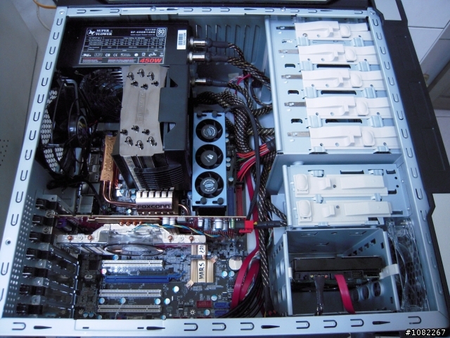 [超級不專業開箱]CoolerMaster AMMO-533機殼與流浪成員搬新家