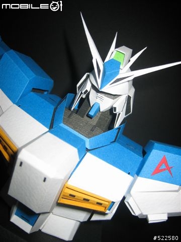 June設計的Hi_nu_Gundam (紙模型)