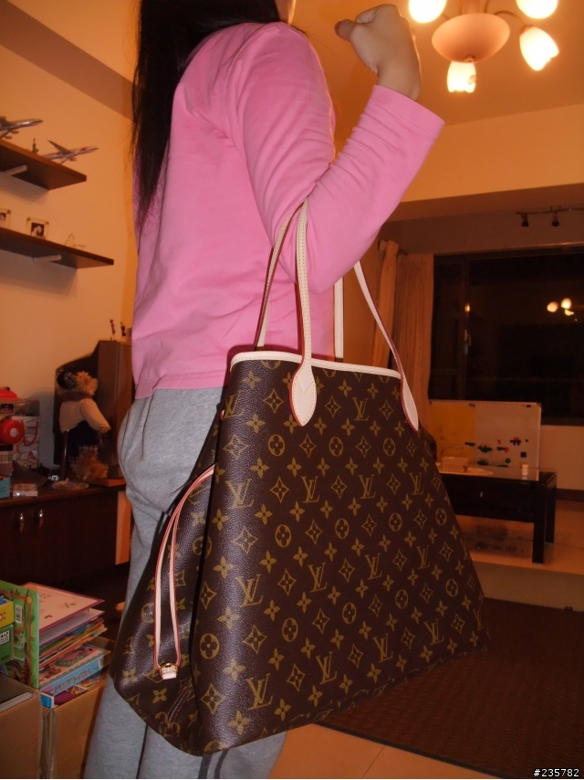 送給老婆大人懷第二胎的禮物 - LV ！