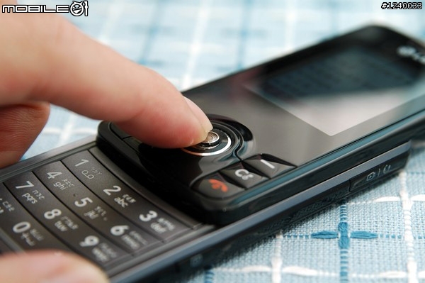 LG KS500 開箱：90 輕鬆擁有的時尚 AGPS 導航手機