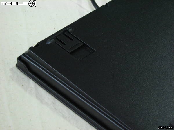 i-rocks KR-6820E 薄膜式發光電競鍵盤評測