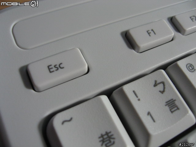 純白基本款，微軟標準滑鼠鍵盤組 600