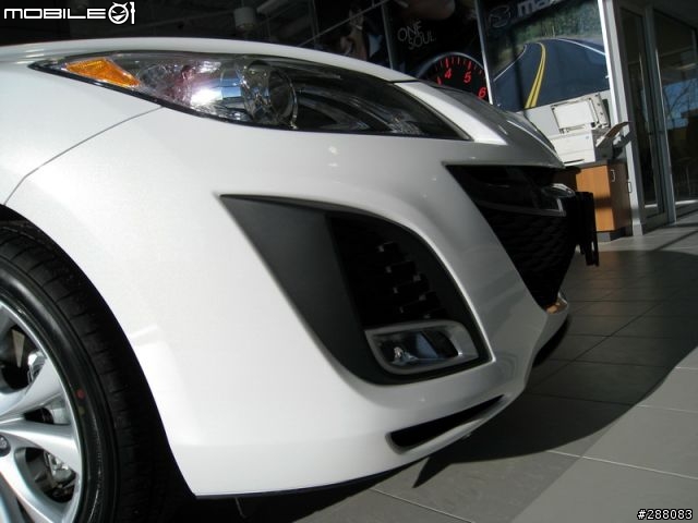 [2/8更新] [新增照片在57樓!]2010年式 MAZDA 3 5Dr/4Dr實車搶先看!!!