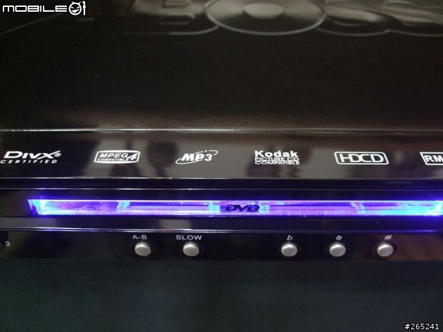 分享:ABOSS RMVB DVD影音播放器(AB-8800)  支援RM/RMVB讀取  簡單開箱文