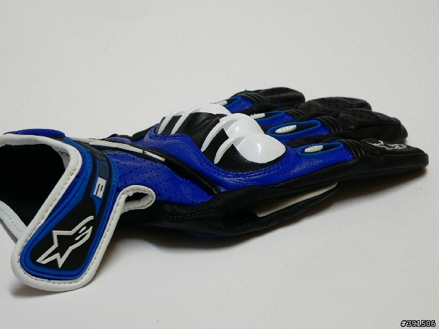 [分享]  A星星 OCTANE S-MOTO GLOVE