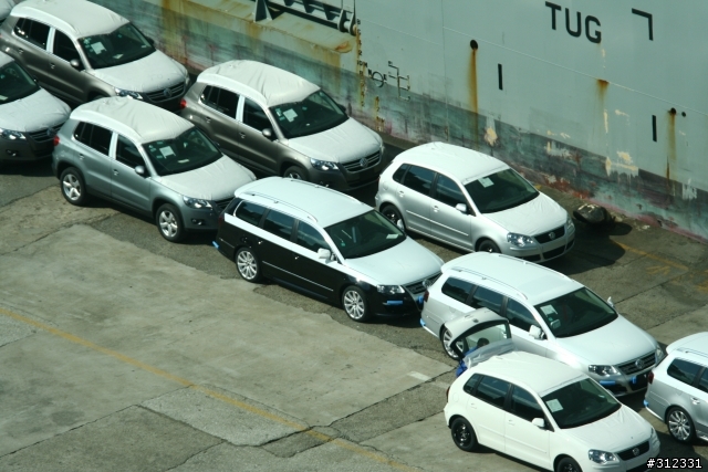 (SORRY!! 已上傳圖片)Passat CC  與Passat R36 與 TIGUAN已到港了