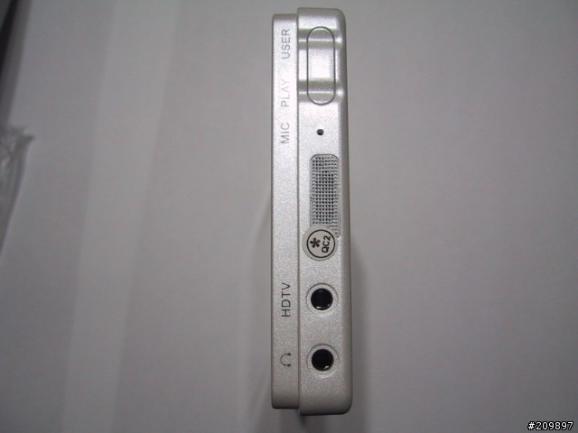 艾諾V6000HDA 720P RM 行動播放器簡易文
