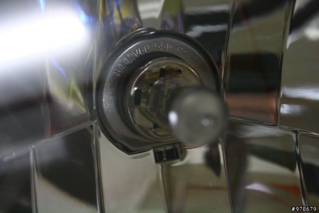 {燒}就是那道光~大年初一超便宜開箱(H4大燈){補上真車實測!!!}