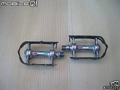 請教關於 CAMPAGNOLO Record 的問題?????