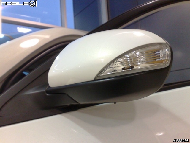 [2/8更新] [新增照片在57樓!]2010年式 MAZDA 3 5Dr/4Dr實車搶先看!!!