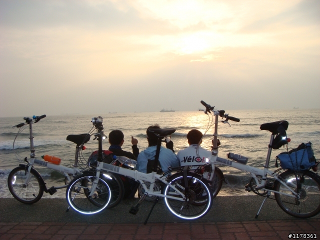 騎著愛車BROMPT0N~2009元旦~高雄之旅(歡迎高雄布友一起約騎)