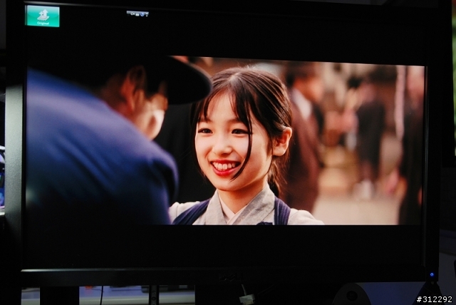 [有箱開]Dell 2709W 27" Ultrasharp Widescreen LCD Monitor