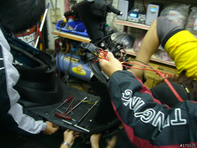 [窮人分享9]DIY 強光線組安裝紀錄(更新:完成後光線照片!!!!!!)