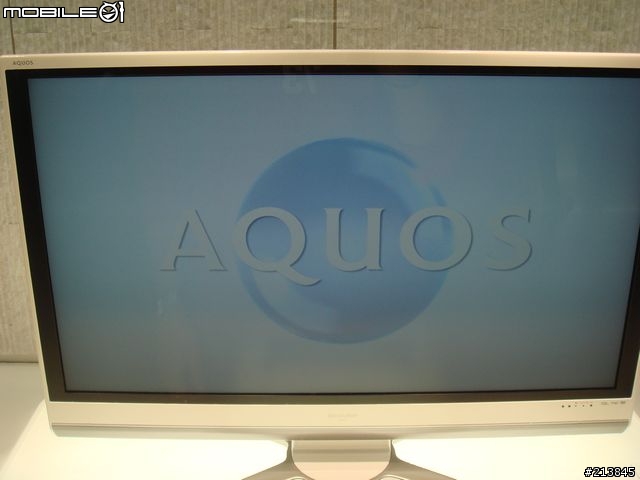 Sharp LCD TV與藍光DVD合體~~全世界第一台~發表