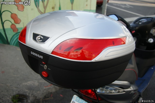 新增機車導航-[漢堡開箱]- COOCASE S-48L + GIVE E450 後行李箱