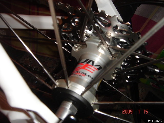 (阿志桑的分享)2009 FESTINO PRIMNERA 公路車開箱