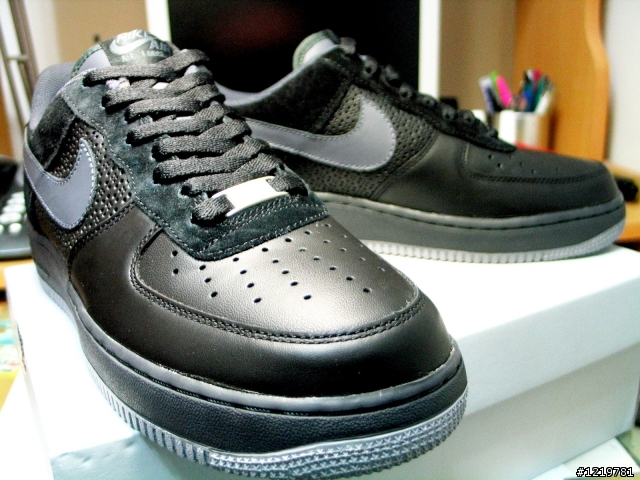 人生第一雙NIKE AIR force 開箱