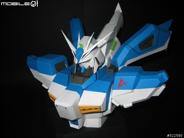 June設計的Hi_nu_Gundam (紙模型)