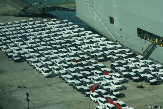 (SORRY!! 已上傳圖片)Passat CC  與Passat R36 與 TIGUAN已到港了