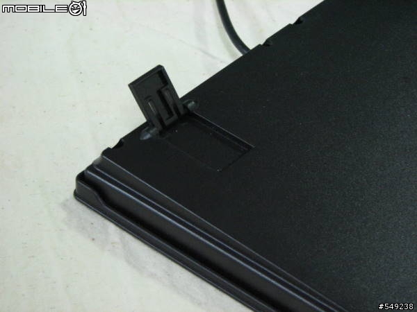 i-rocks KR-6820E 薄膜式發光電競鍵盤評測