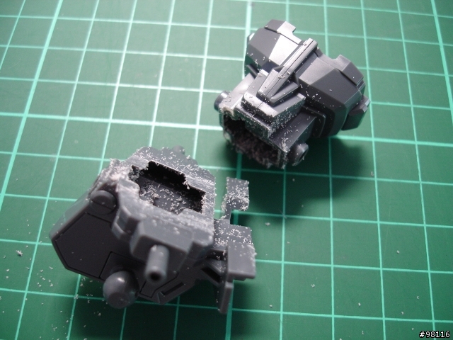 1/100 00 GUNDAM
