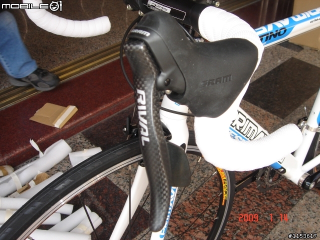 (阿志桑的分享)2009 FESTINO PRIMNERA 公路車開箱