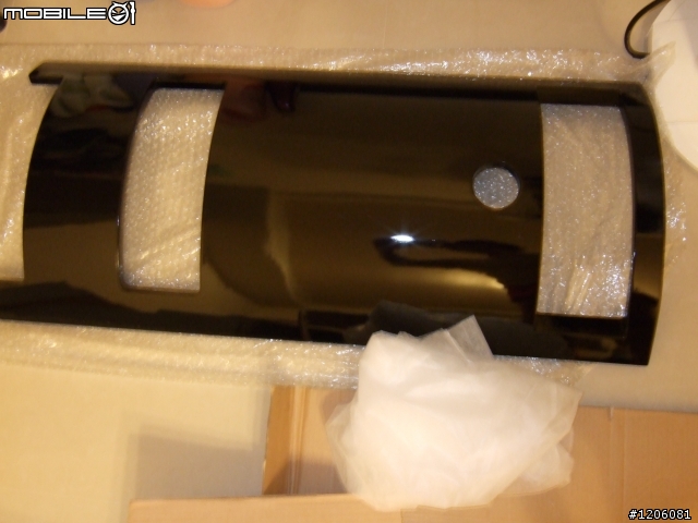 (開箱文)(補上新圖LG45FD合體)高貴不貴 不用破壞牆壁打洞 高品質電視架