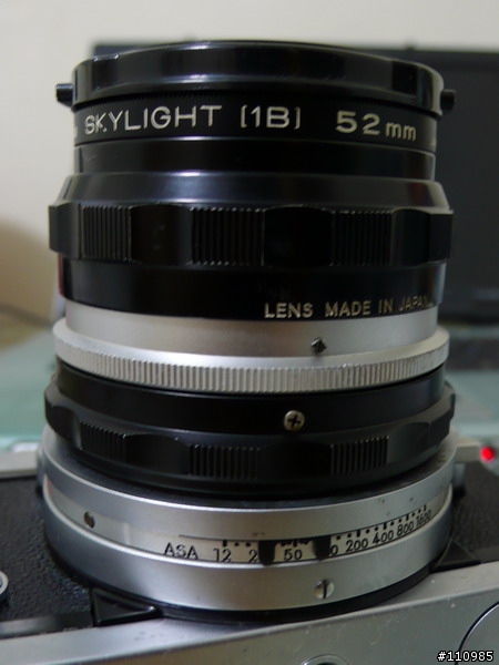 請問一台底片相機...