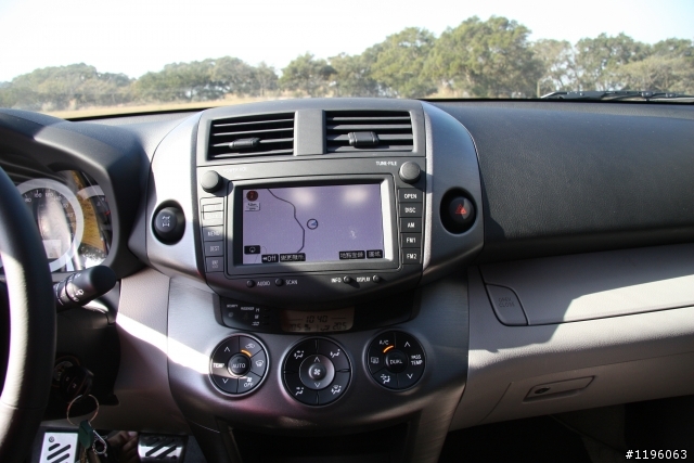 RAV4  4WD開箱